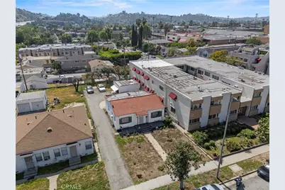 1534 E Broadway, Glendale, CA 91205 - Photo 2