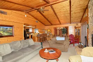 2428 Innsbruck Ct, Pine Mountain Club, CA 93222 - Photo 4