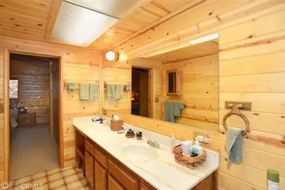 15808 Zurich Way, Pine Mountain Club, CA 93222 - Photo 12