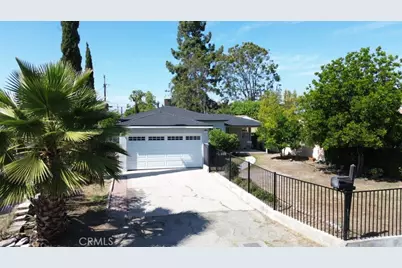 11351 Bessemer Street, North Hollywood, CA 91606 - Photo 4