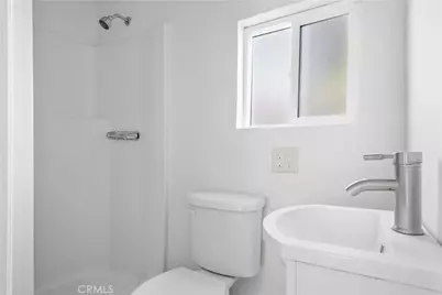 11351 Bessemer Street, North Hollywood, CA 91606 - Photo 8