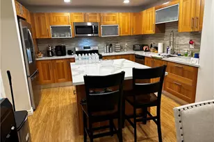 18324 Clark St, Tarzana, CA 91356 - Photo 4