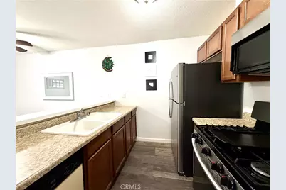 8601 International #224, Canoga Park, CA 91304 - Photo 6