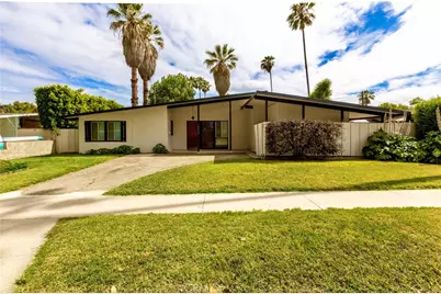19552 Arminta Street, Reseda, CA 91335 - Photo 2