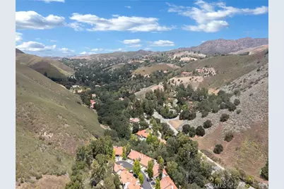 796 N Valley, Westlake Village, CA 91362 - Photo 38