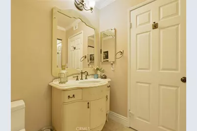 796 N Valley, Westlake Village, CA 91362 - Photo 36