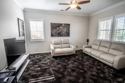 26424 Township, Saugus, CA 91350 - Photo 6