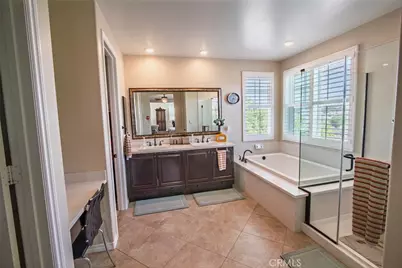26424 Township, Saugus, CA 91350 - Photo 52