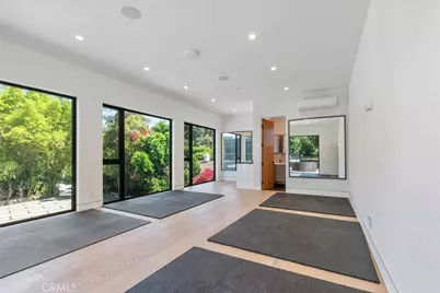 4653 Vanalden Avenue, Tarzana, CA 91356 - Photo 32