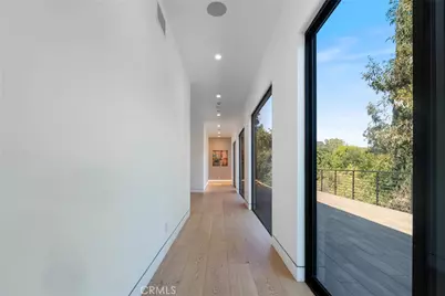4653 Vanalden Avenue, Tarzana, CA 91356 - Photo 28