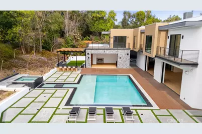 4653 Vanalden Avenue, Tarzana, CA 91356 - Photo 48
