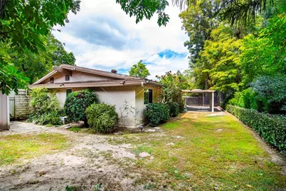 20600 Clarendon, Woodland Hills, CA 91367 - Photo 16