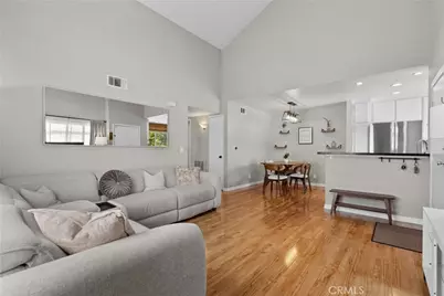21200 Trumpet #205, Newhall, CA 91321 - Photo 14