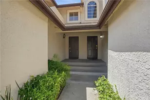 28133 Seco Canyon, Saugus, CA 91390 - Photo 2