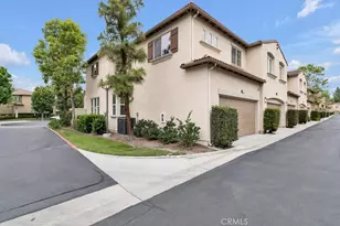 82 Trailing Vine, Irvine, CA 92602 - Photo 4