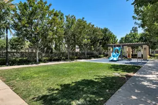 82 Trailing Vine, Irvine, CA 92602 - Photo 32