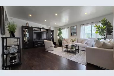 19361 Welby Way, Reseda, CA 91335 - Photo 14