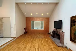 6618 Smoke Tree Ave, Oak Park, CA 91377 - Photo 6