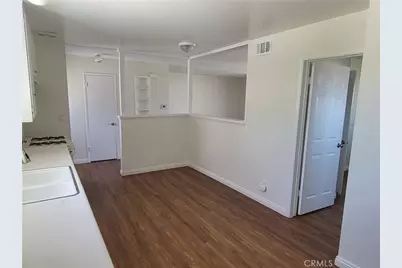 1528 Bodie, Simi Valley, CA 93065 - Photo 8