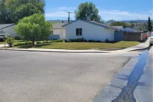 1528 Bodie, Simi Valley, CA 93065 - Photo 2