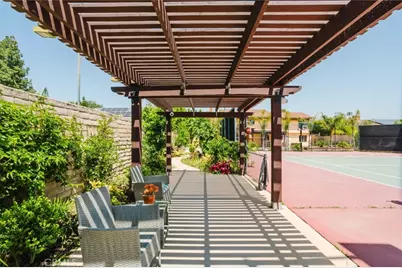 21210 Tulsa, Chatsworth, CA 91311 - Photo 46