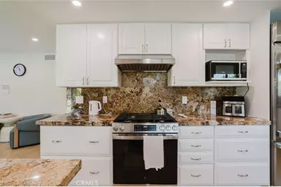 21210 Tulsa, Chatsworth, CA 91311 - Photo 20