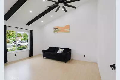 9942 Hanna Avenue, Chatsworth, CA 91311 - Photo 6