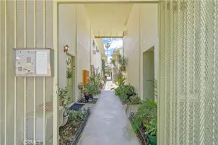 13520 Victory, Van Nuys, CA 91401 - Photo 8