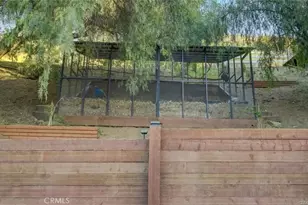 9578 Sunland, Shadow Hills, CA 91040 - Photo 28