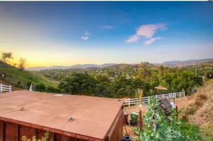 9578 Sunland, Shadow Hills, CA 91040 - Photo 32