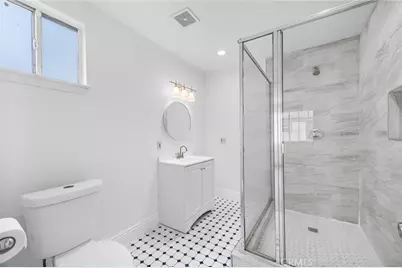 600 Olive, Bakersfield, CA 93304 - Photo 20