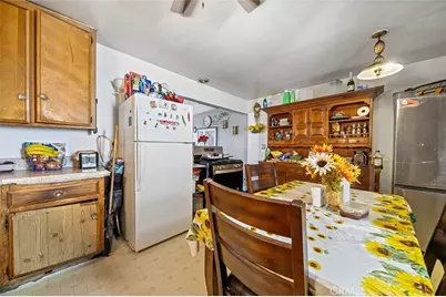 26011 Belle Porte, Harbor City, CA 90710 - Photo 18