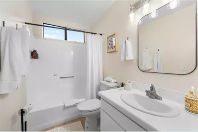 1033 E Santa Clara Street, Ventura, CA 93001 - Photo 8