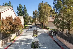 28114 Seco Canyon, Saugus, CA 91390 - Photo 28