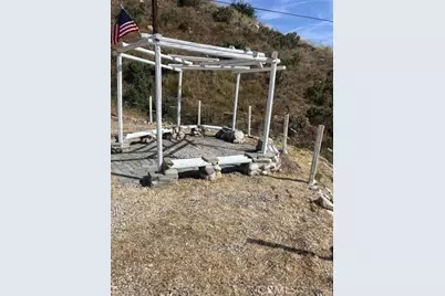 17559 Sierra Highway, Canyon Country, CA 91351 - Photo 24