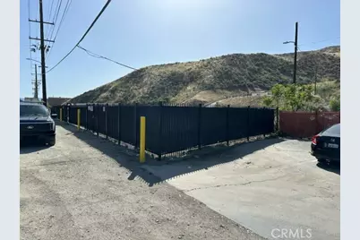 17559 Sierra Highway, Canyon Country, CA 91351 - Photo 36