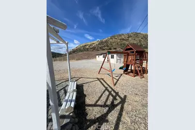 17559 Sierra Highway, Canyon Country, CA 91351 - Photo 30