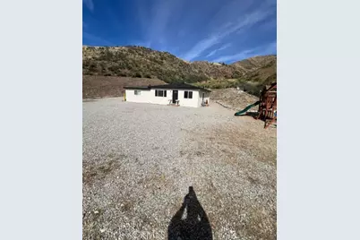 17559 Sierra Highway, Canyon Country, CA 91351 - Photo 28