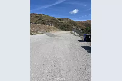 17559 Sierra Highway, Canyon Country, CA 91351 - Photo 16