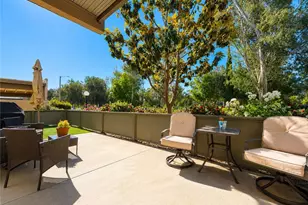 24525 Trevino, Valencia, CA 91355 - Photo 16