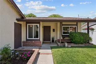 24419 Denise, Newhall, CA 91321 - Photo 4