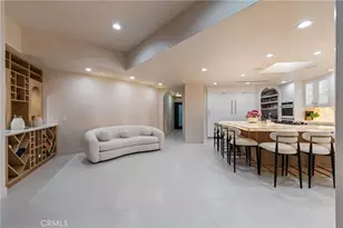 8045 Mulholland Dr, Los Angeles, CA 90046 - Photo 10
