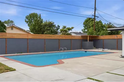 10415 Bevis Avenue, Mission Hills (San Fernando), CA 91345 - Photo 28