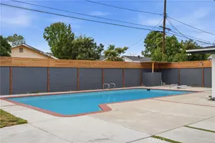 10415 Bevis Ave, Mission Hills (San Fernando), CA 91345 - Photo 28