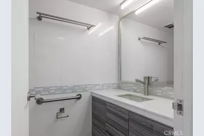 10660 Wilshire Boulevard #302, Los Angeles, CA 90024 - Photo 28