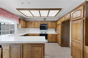 2125 Ecroyd Ave, Simi Valley, CA 93063 - Photo 14