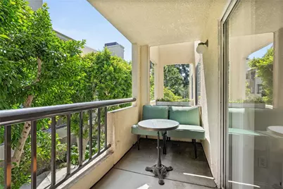 5535 Canoga Avenue #221, Woodland Hills, CA 91367 - Photo 2
