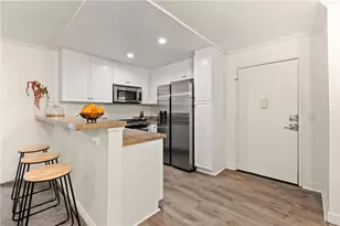 5535 Canoga Ave, Woodland Hills, CA 91367 - Photo 4