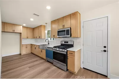 1326 S Marine, Santa Ana, CA 92704 - Photo 22