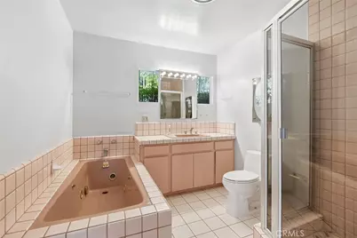 15407 Stonewood Terrace, Sherman Oaks, CA 91403 - Photo 22